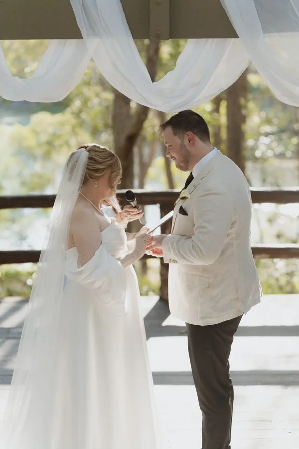 AngelaBrushePhotography_WEDDING_J&J_090426_SNEAKPEEKS-24.jpg