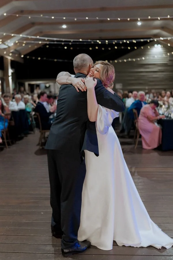 AngelaBrushePhotography_WEDDING_J&J_090426_SNEAKPEEKS-34.jpg