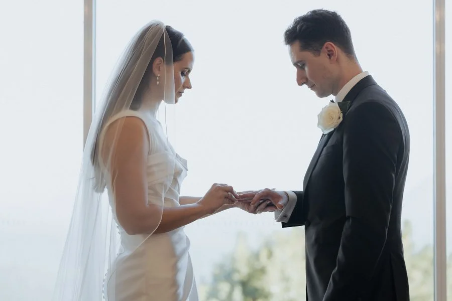 AngelaBrushePhotography_WEDDING_E&G_100426_SNEAKPEEKS-25.jpg