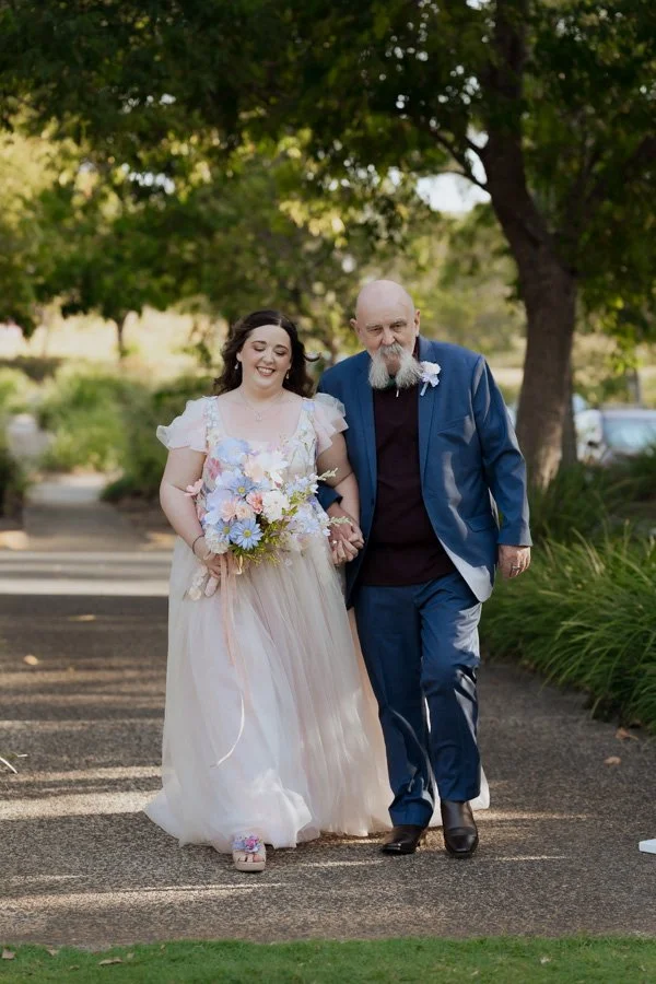 AngelaBrushePhotography_WEDDING_K&M_160426_SNEAKPEEKS-5.jpg