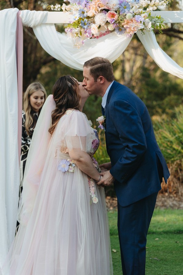 AngelaBrushePhotography_WEDDING_K&M_160426_SNEAKPEEKS-12.jpg