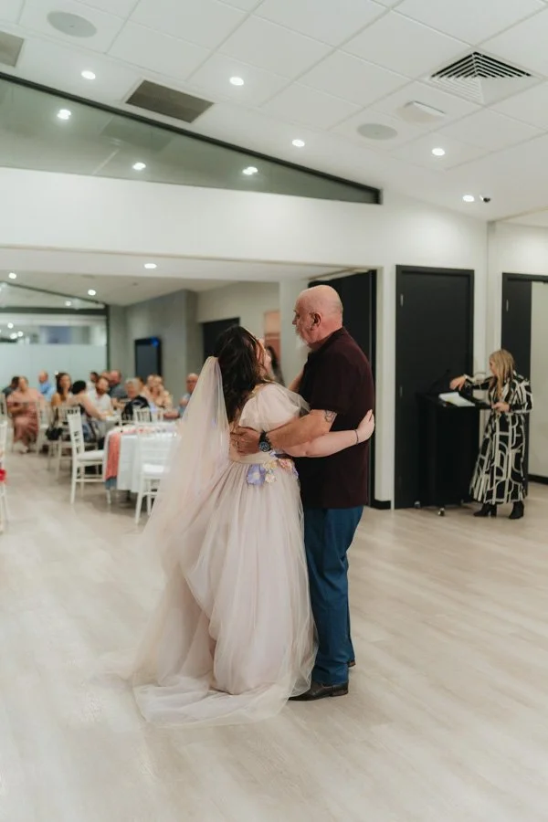 AngelaBrushePhotography_WEDDING_K&M_160426_SNEAKPEEKS-16.jpg