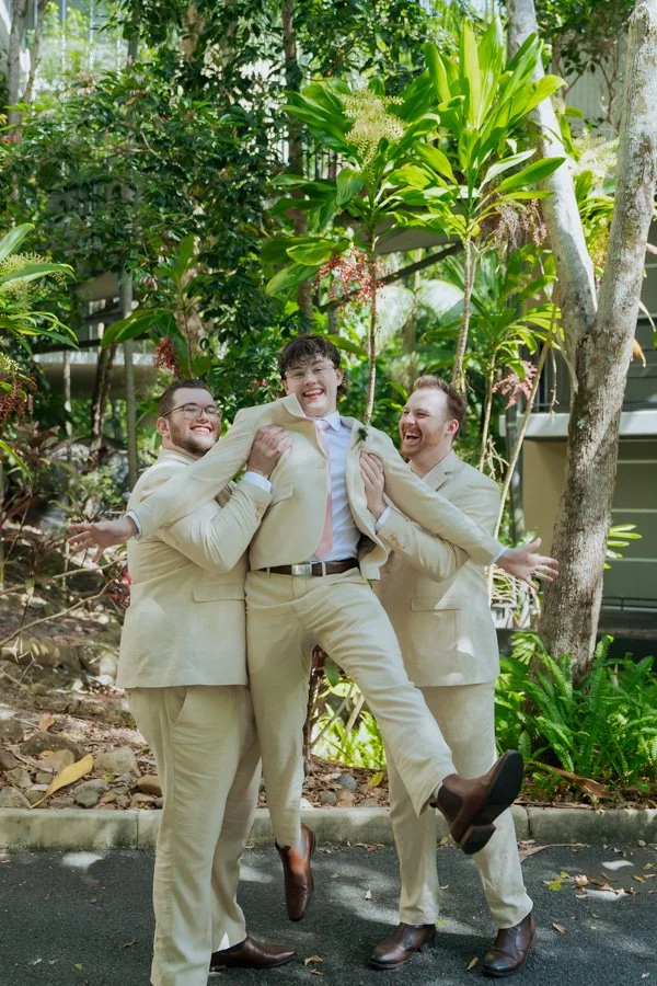 AngelaBrushePhotography_WEDDING_C&N_180426_SNEAKPEEKS-38.jpg