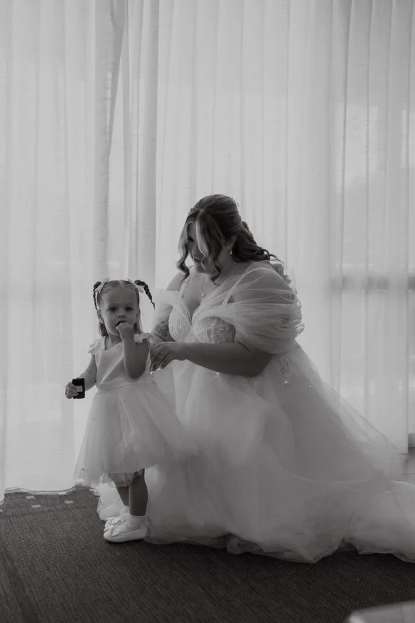 AngelaBrushePhotography_WEDDING_C&N_180426_SNEAKPEEKS-57.jpg