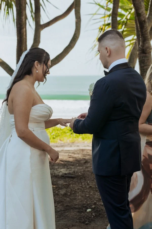 AngelaBrushePhotography_WEDDING_O&B_010526_SNEAKPEEKS-19.jpg