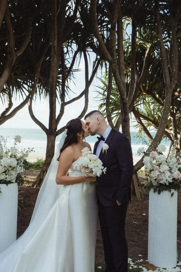 AngelaBrushePhotography_WEDDING_O&B_010526_SNEAKPEEKS-91.jpg