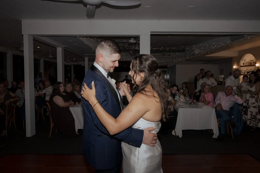AngelaBrushePhotography_WEDDING_O&B_010526_SNEAKPEEKS-145.jpg