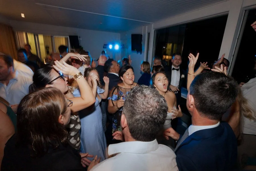 AngelaBrushePhotography_WEDDING_O&B_010526_SNEAKPEEKS-146.jpg