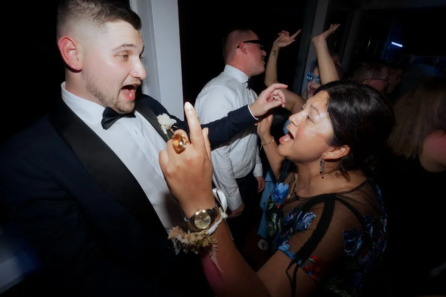 AngelaBrushePhotography_WEDDING_O&B_010526_SNEAKPEEKS-147.jpg