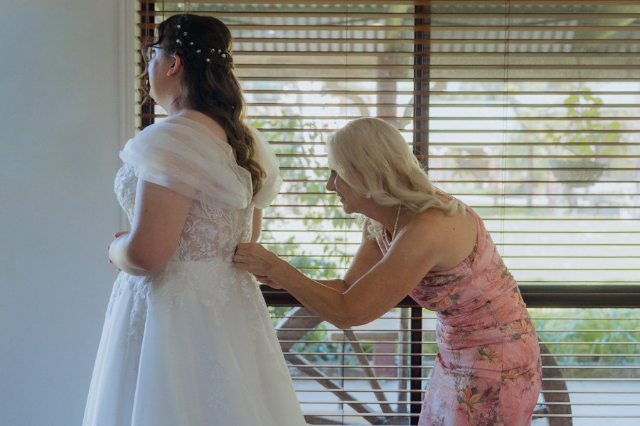 AngelaBrushePhotography_WEDDING_Z&M_010626_SNEAKPEEKS-18.jpg