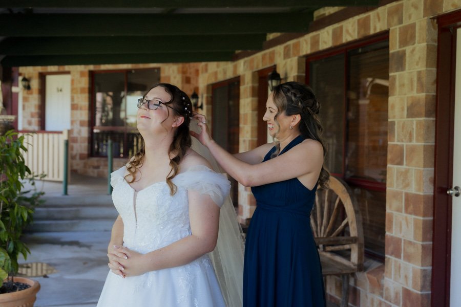 AngelaBrushePhotography_WEDDING_Z&M_010626_SNEAKPEEKS-19.jpg