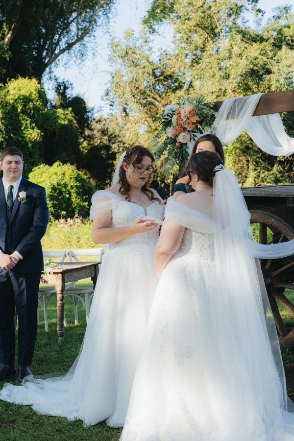 AngelaBrushePhotography_WEDDING_Z&M_010626_SNEAKPEEKS-40.jpg