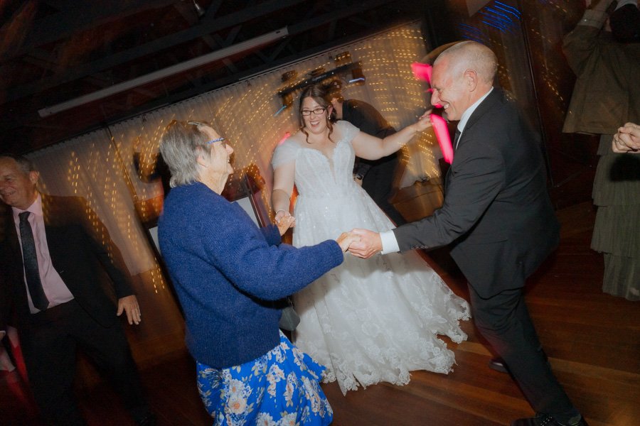 AngelaBrushePhotography_WEDDING_Z&M_010626_SNEAKPEEKS-122.jpg