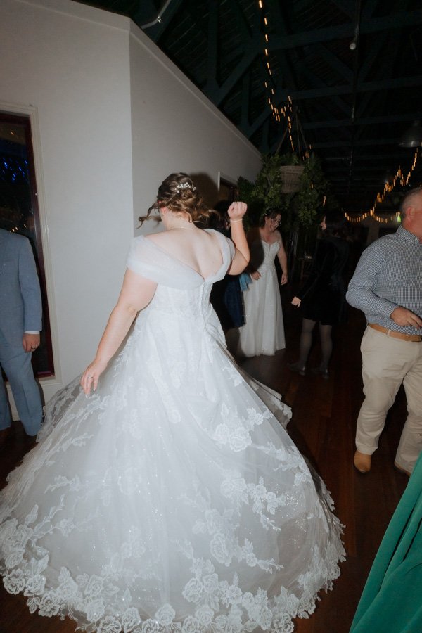 AngelaBrushePhotography_WEDDING_Z&M_010626_SNEAKPEEKS-124.jpg