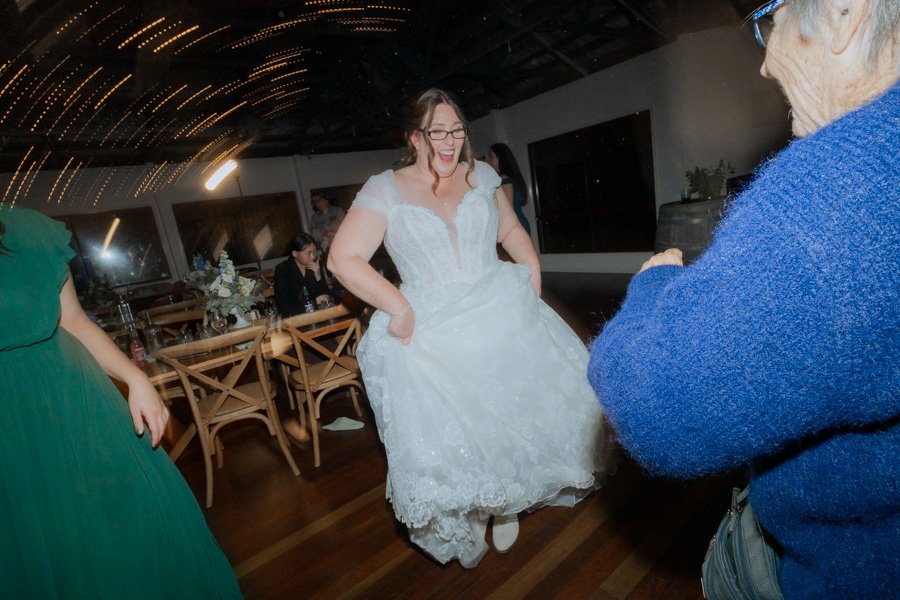 AngelaBrushePhotography_WEDDING_Z&M_010626_SNEAKPEEKS-127.jpg