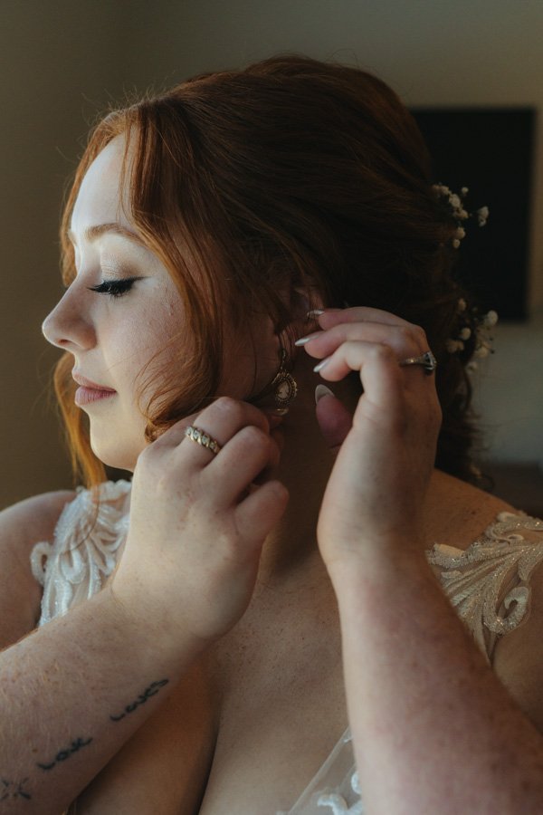 AngelaBrushePhotography_WEDDING_B&J_050626_SNEAKPEEKS-21.jpg