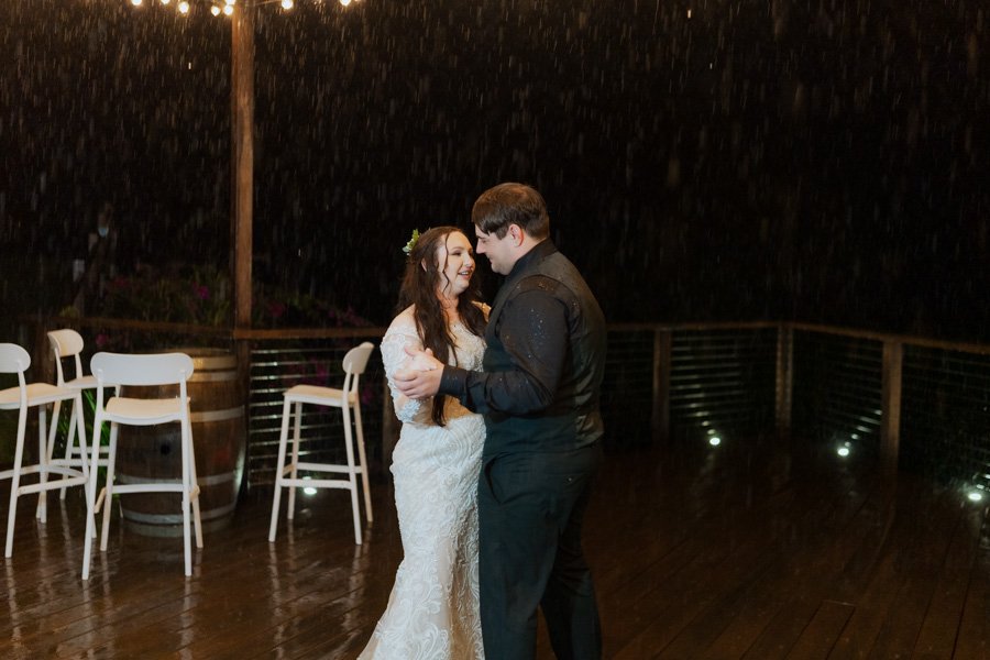 AngelaBrushePhotography_WEDDING_H&J_120626_SNEAKPEEKS-174.jpg