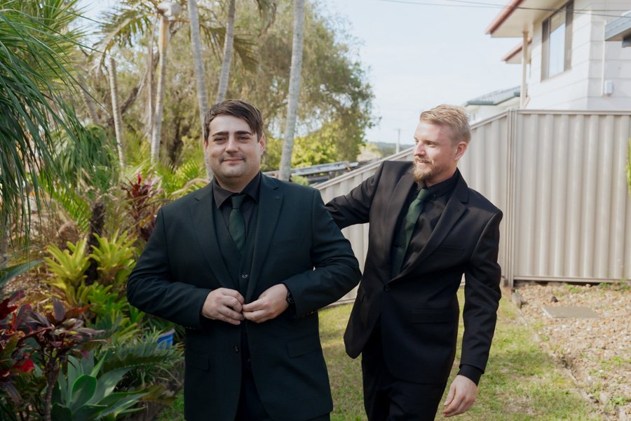 AngelaBrushePhotography_WEDDING_H&J_120626_SNEAKPEEKS-5.jpg