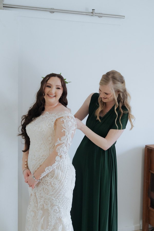 AngelaBrushePhotography_WEDDING_H&J_120626_SNEAKPEEKS-37.jpg