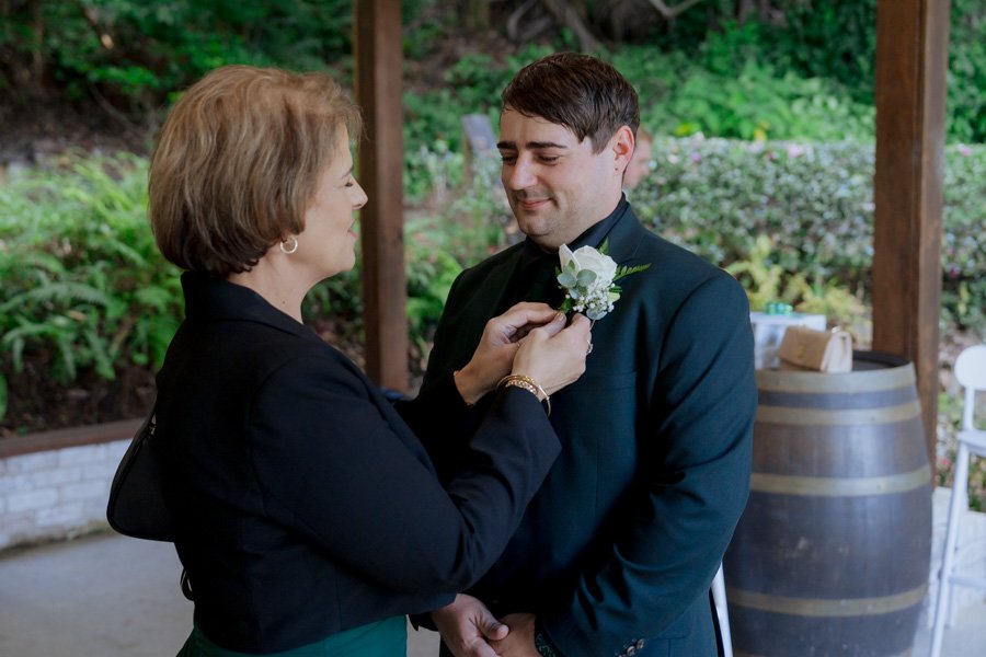 AngelaBrushePhotography_WEDDING_H&J_120626_SNEAKPEEKS-47.jpg
