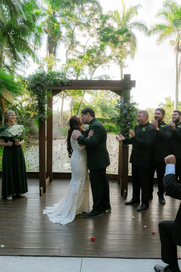 AngelaBrushePhotography_WEDDING_H&J_120626_SNEAKPEEKS-68.jpg