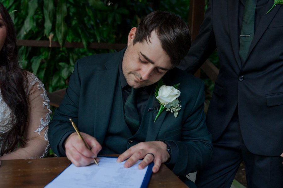 AngelaBrushePhotography_WEDDING_H&J_120626_SNEAKPEEKS-73.jpg