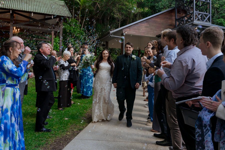 AngelaBrushePhotography_WEDDING_H&J_120626_SNEAKPEEKS-77.jpg
