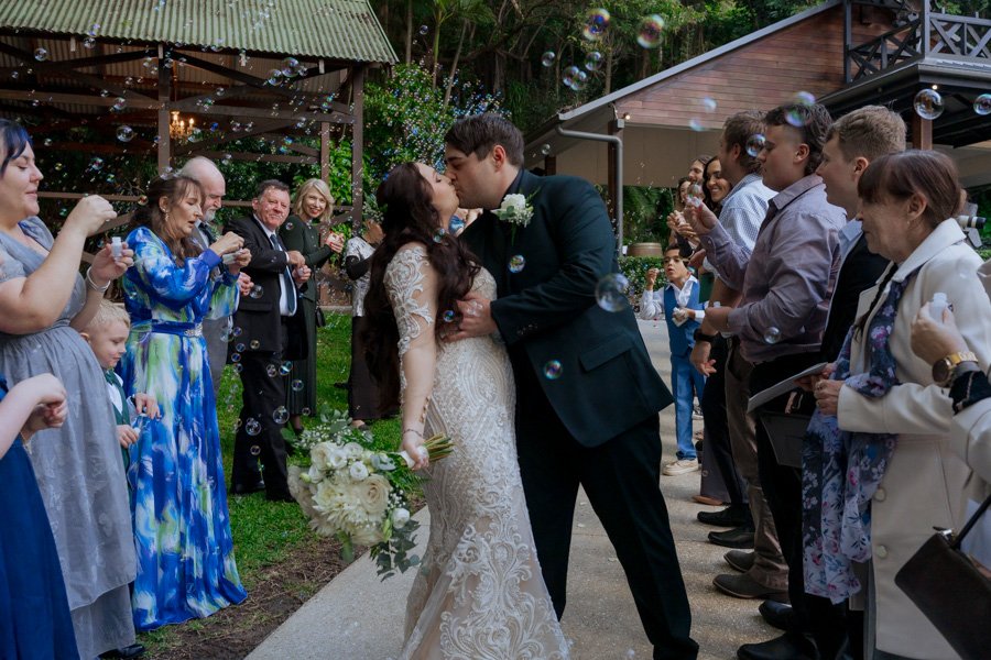 AngelaBrushePhotography_WEDDING_H&J_120626_SNEAKPEEKS-78.jpg