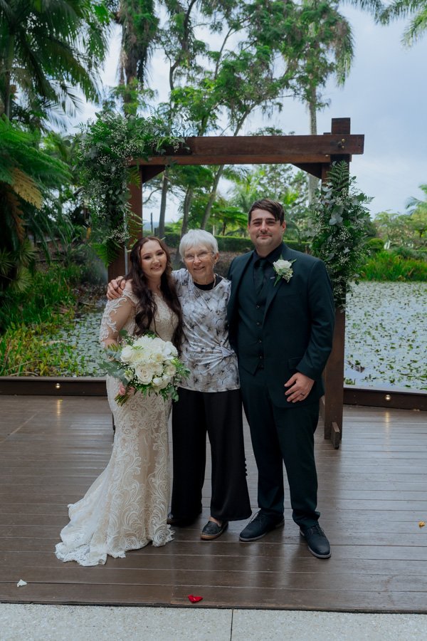AngelaBrushePhotography_WEDDING_H&J_120626_SNEAKPEEKS-83.jpg