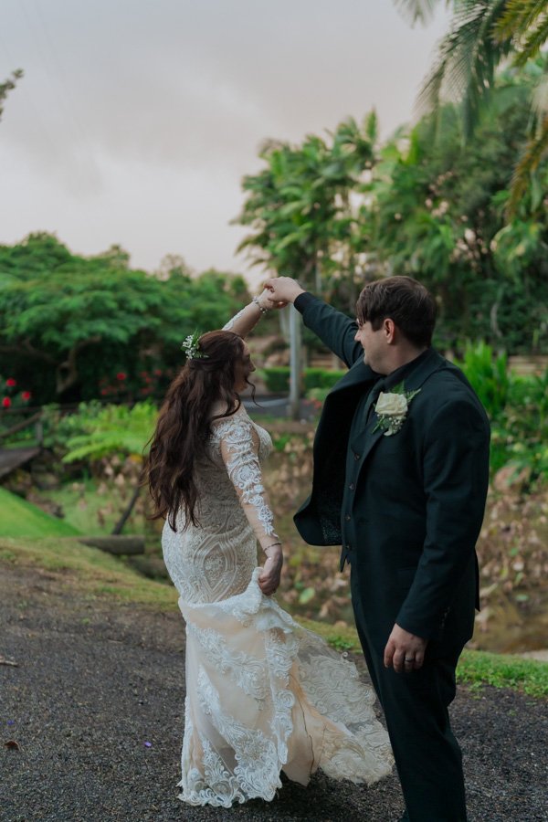 AngelaBrushePhotography_WEDDING_H&J_120626_SNEAKPEEKS-130.jpg