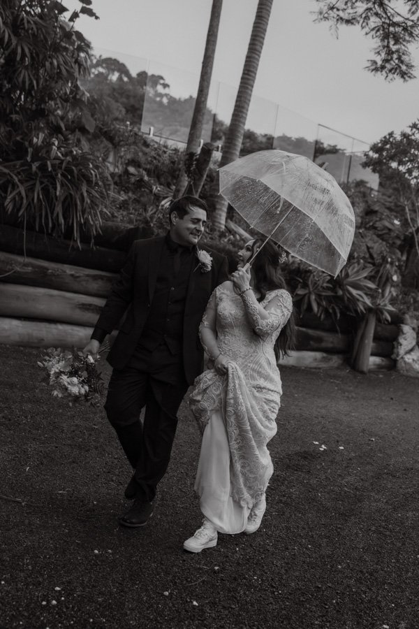 AngelaBrushePhotography_WEDDING_H&J_120626_SNEAKPEEKS-135.jpg