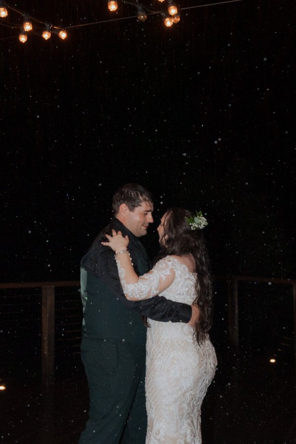 AngelaBrushePhotography_WEDDING_H&J_120626_SNEAKPEEKS-176.jpg