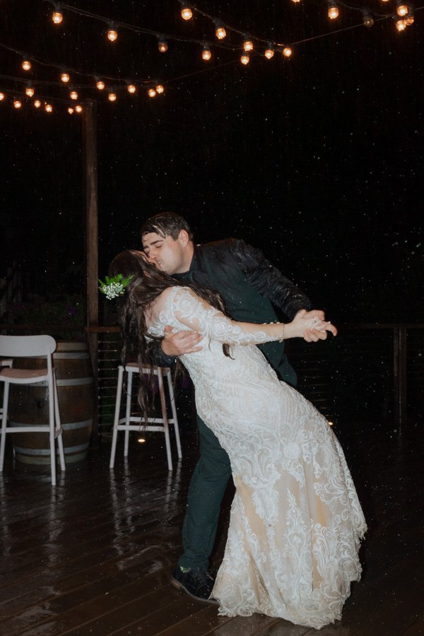 AngelaBrushePhotography_WEDDING_H&J_120626_SNEAKPEEKS-177.jpg