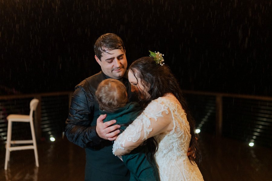 AngelaBrushePhotography_WEDDING_H&J_120626_SNEAKPEEKS-178.jpg