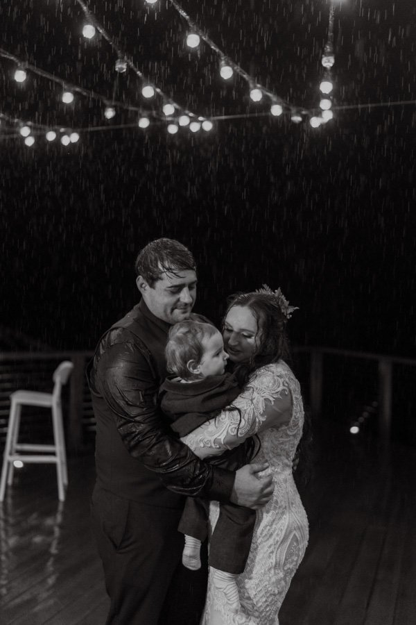 AngelaBrushePhotography_WEDDING_H&J_120626_SNEAKPEEKS-180.jpg