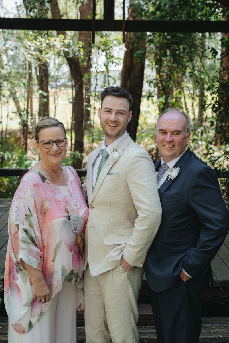Family photos at wedding.jpg