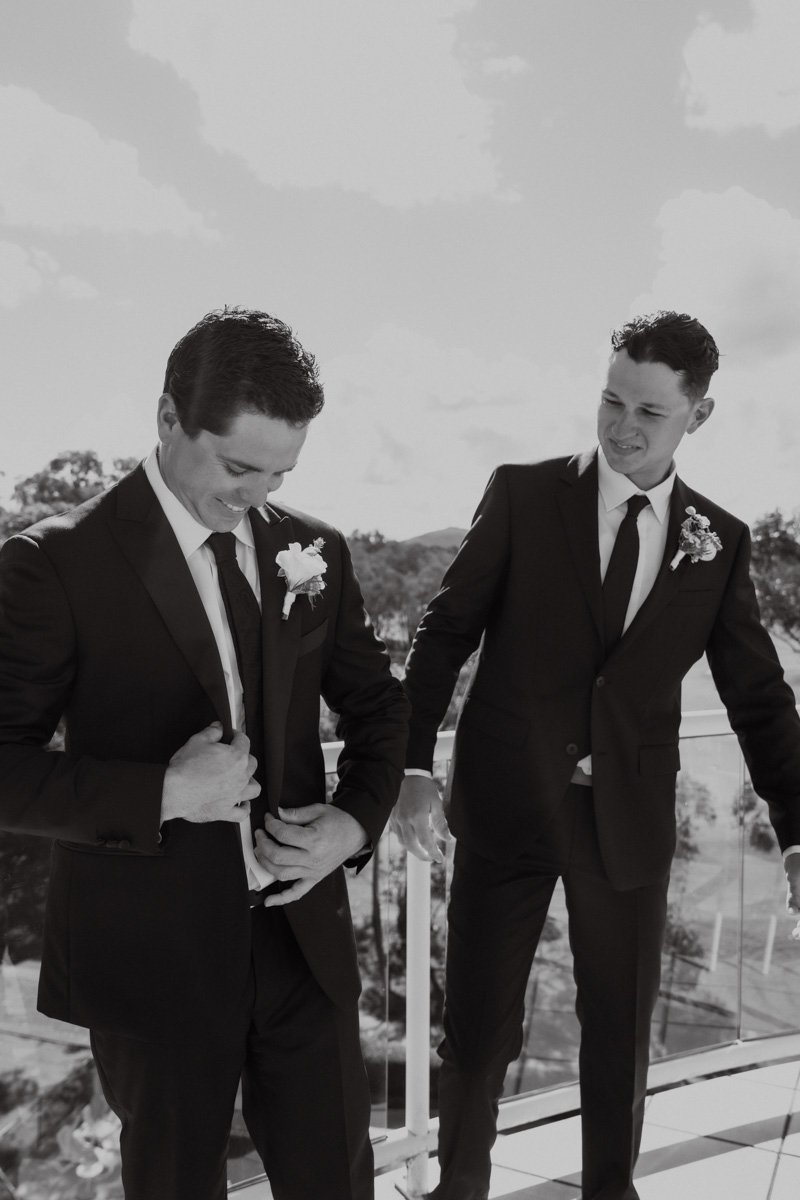 AngelaBrushePhotography_WEDDING_200726_O&T_SNEAKPEEKS-9.jpg