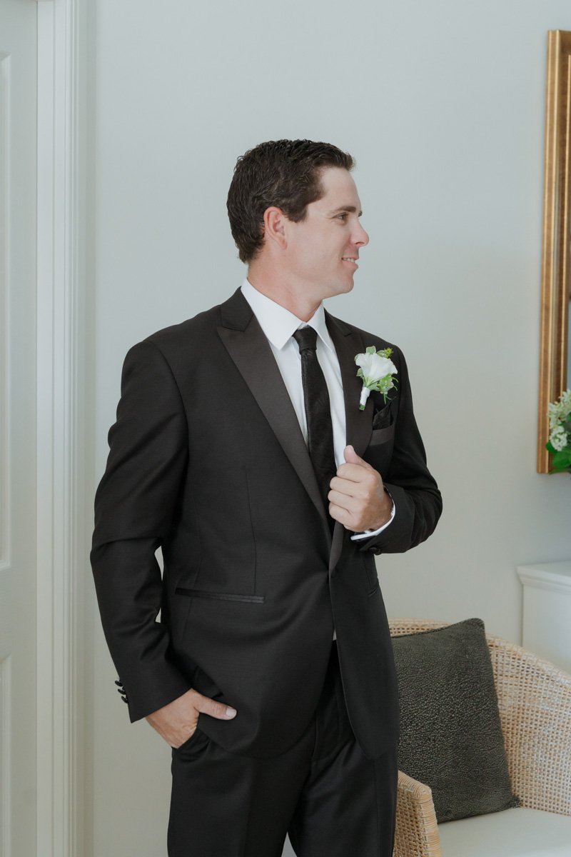 AngelaBrushePhotography_WEDDING_200726_O&T_SNEAKPEEKS-13.jpg
