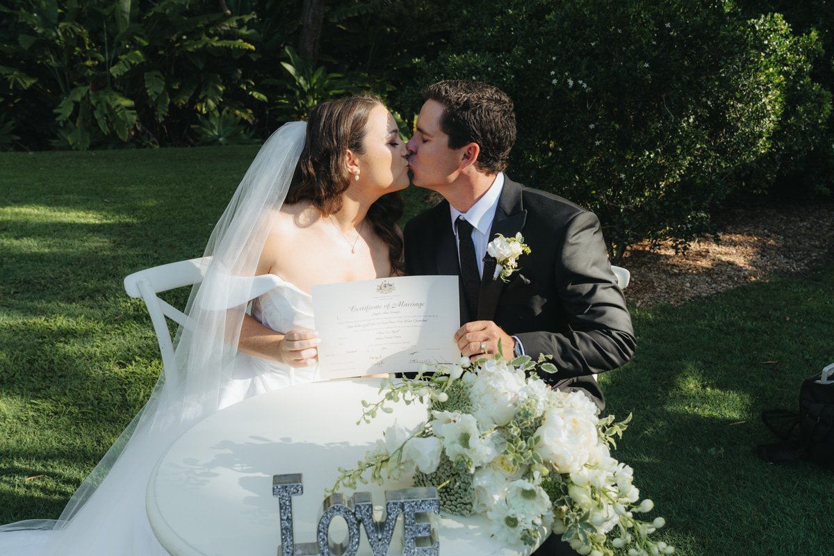 AngelaBrushePhotography_WEDDING_200726_O&T_SNEAKPEEKS-75.jpg