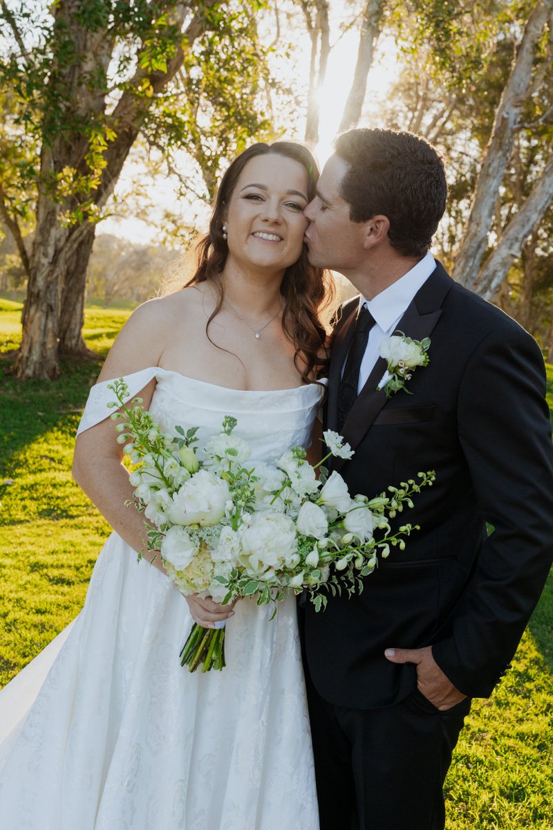 AngelaBrushePhotography_WEDDING_200726_O&T_SNEAKPEEKS-110.jpg