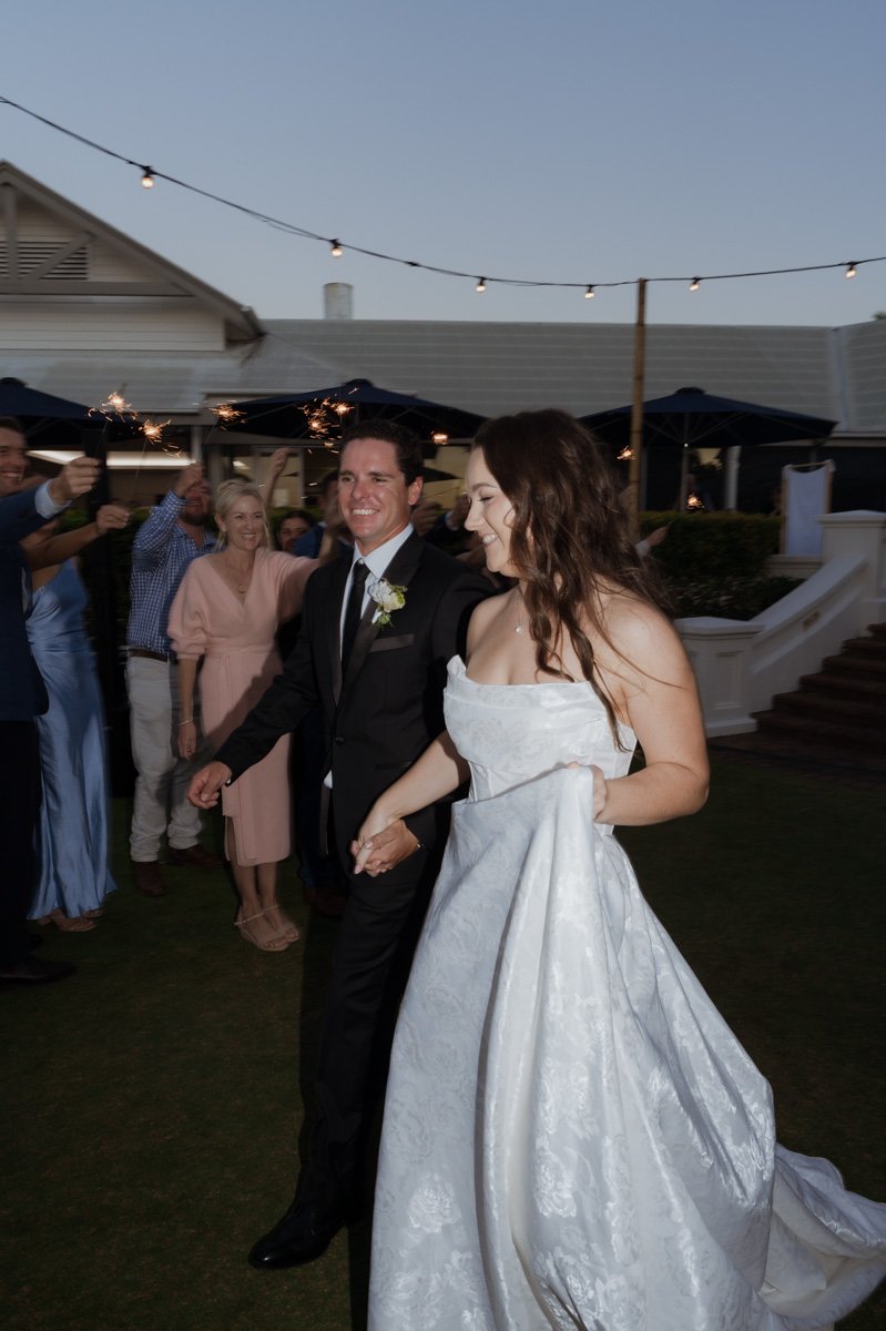 AngelaBrushePhotography_WEDDING_200726_O&T_SNEAKPEEKS-149.jpg