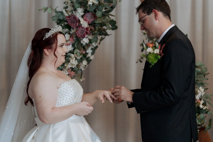 AngelaBrushePhotography_WEDDING_250626_J&S_SNEAKPEEKS-78.jpg