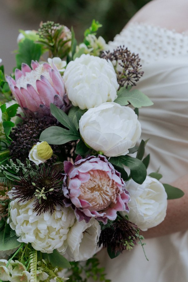 AngelaBrushePhotography_WEDDING_250626_J&S_SNEAKPEEKS-116.jpg