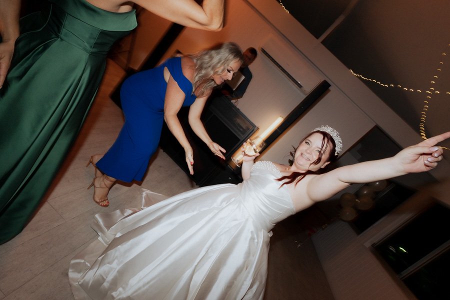AngelaBrushePhotography_WEDDING_250626_J&S_SNEAKPEEKS-158.jpg