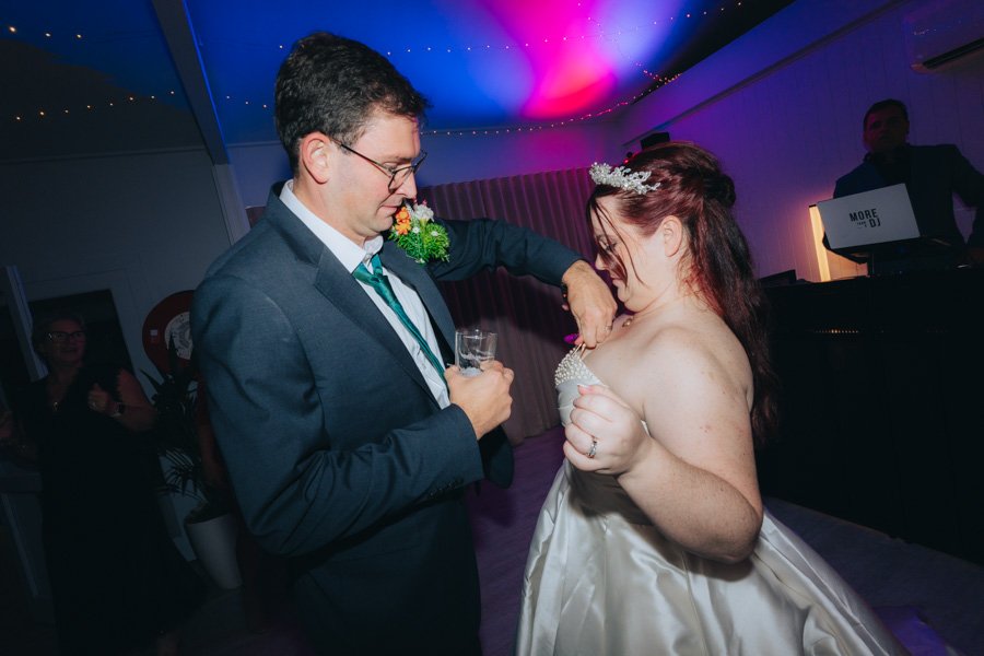AngelaBrushePhotography_WEDDING_250626_J&S_SNEAKPEEKS-163.jpg