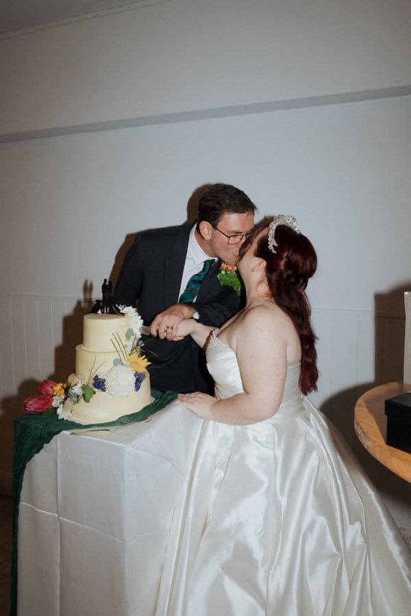 AngelaBrushePhotography_WEDDING_250626_J&S_SNEAKPEEKS-146.jpg