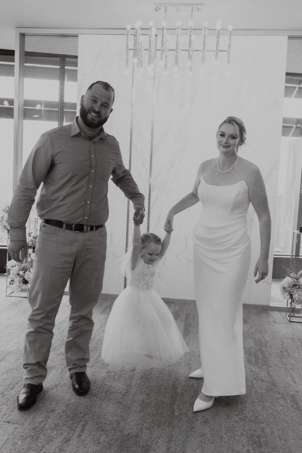 AngelaBrushePhotography_WEDDING_260626_E&C_SNEAKPEEKS-17.jpg