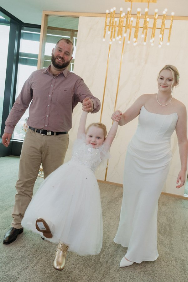 AngelaBrushePhotography_WEDDING_260626_E&C_SNEAKPEEKS-18.jpg