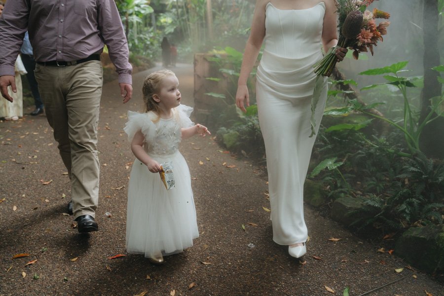 AngelaBrushePhotography_WEDDING_260626_E&C_SNEAKPEEKS-25.jpg