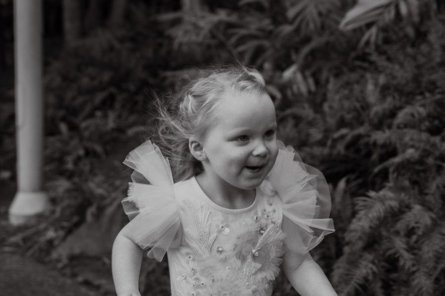 AngelaBrushePhotography_WEDDING_260626_E&C_SNEAKPEEKS-32.jpg